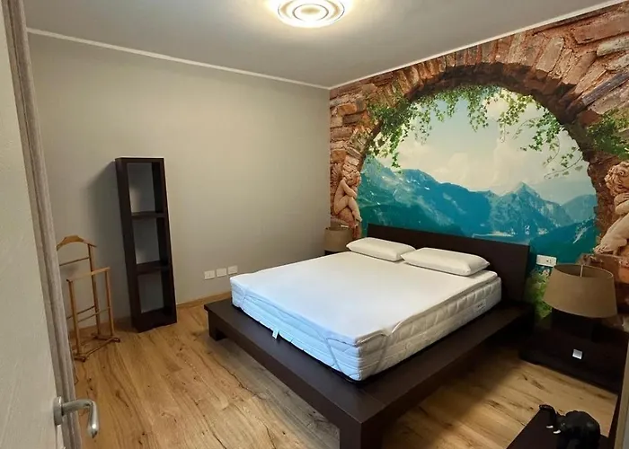Stylish 4br Hillside With Panoramic Views 别墅 罗伊